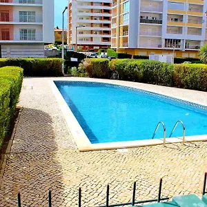 https://apartamentosolpraia-faia.hotelaalgarve.com